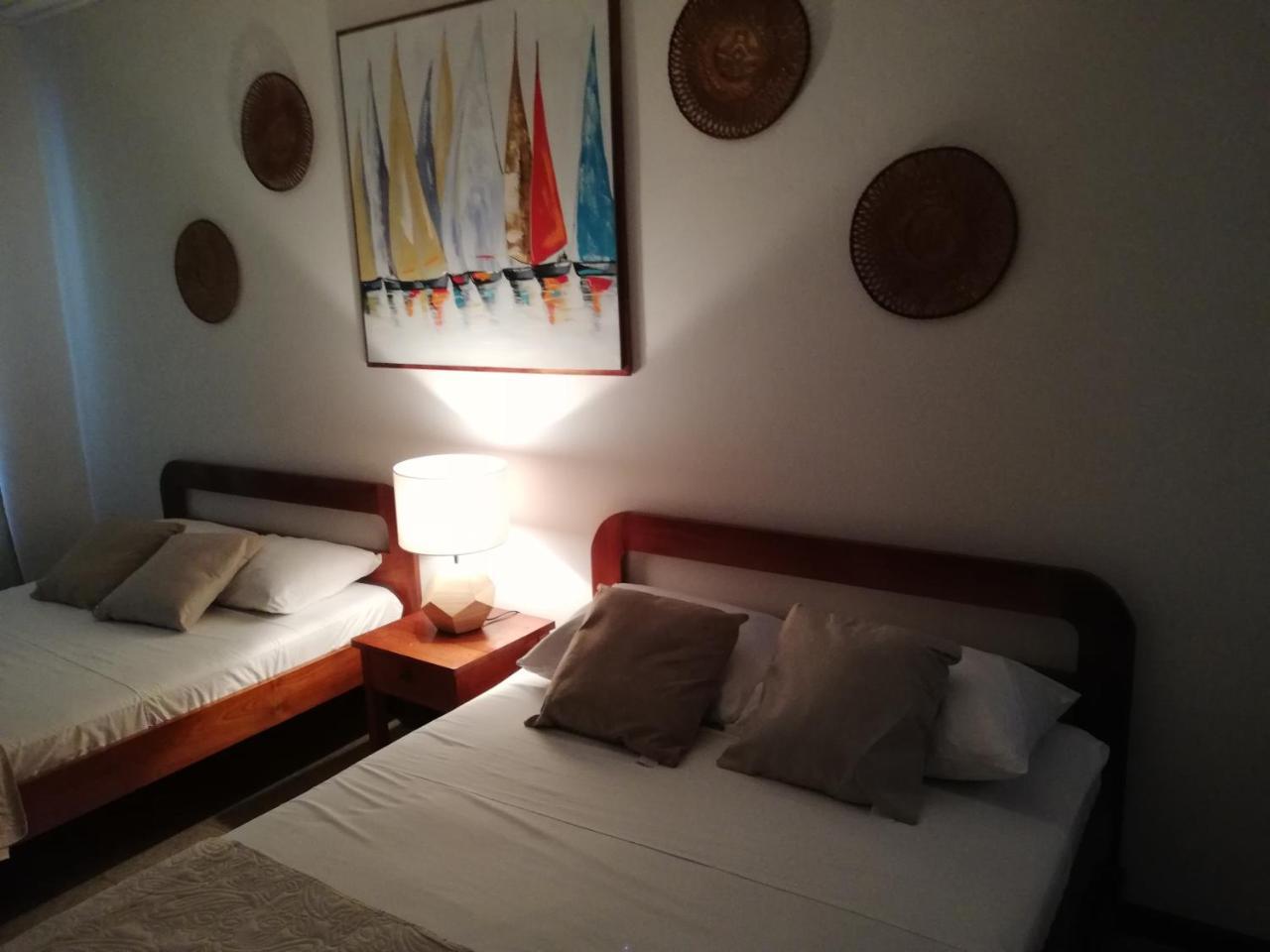 פאריטה Hotel La Isla מראה חיצוני תמונה